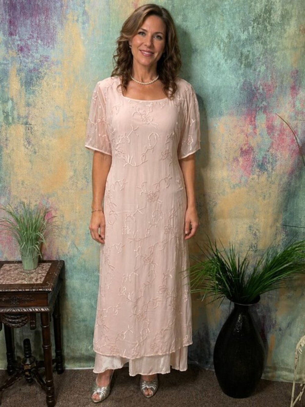 📌 Lolette  Vintage Embroidered Chiffon Dress